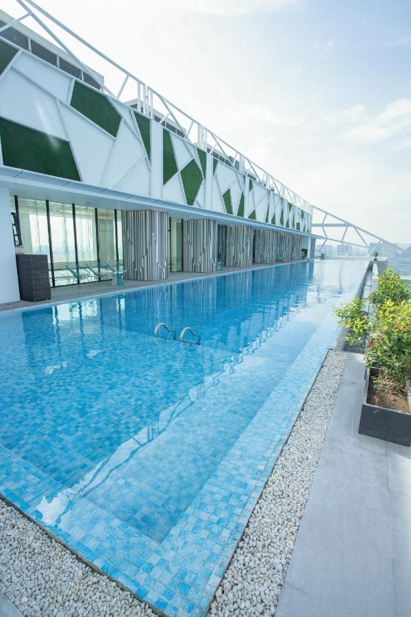 Lime Resort Manila パサイ エクステリア 写真