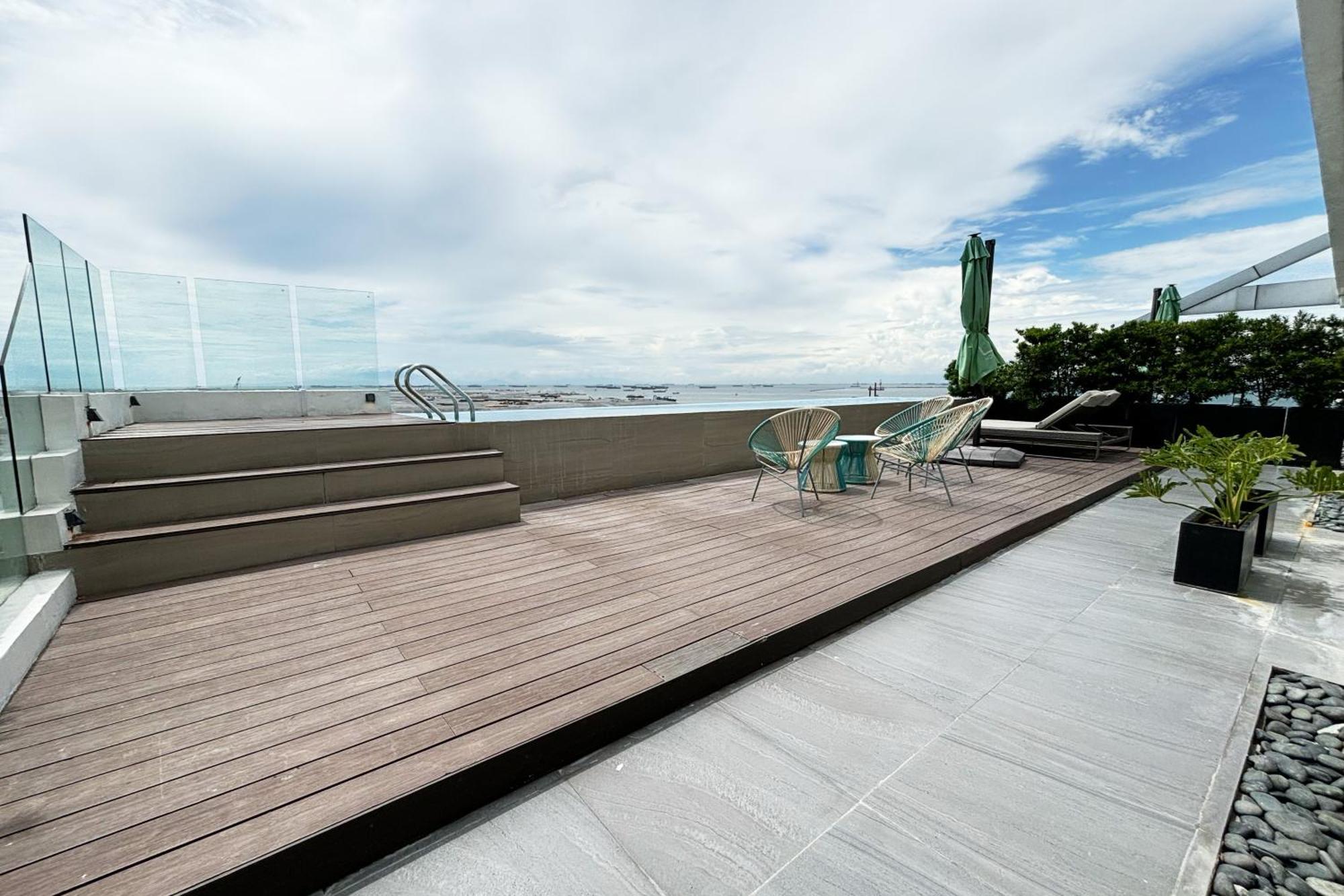 Lime Resort Manila パサイ エクステリア 写真